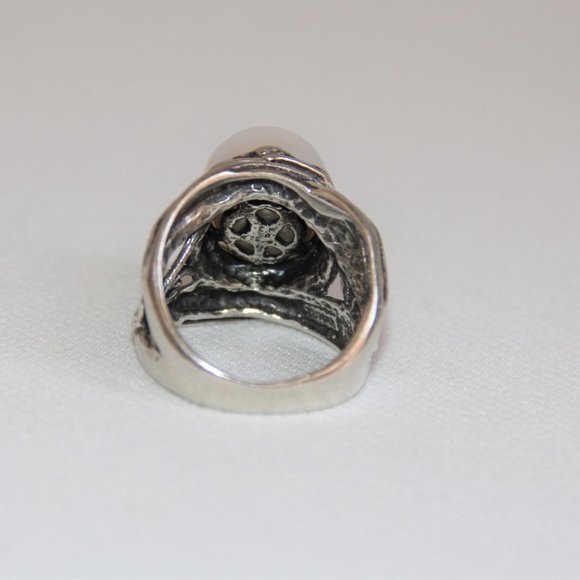 Zuman Sterling Silver Pearl Ring - Picture 8 of 13